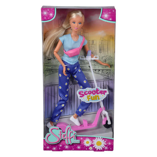 105733650 Bambola Steffi Love Monopattino