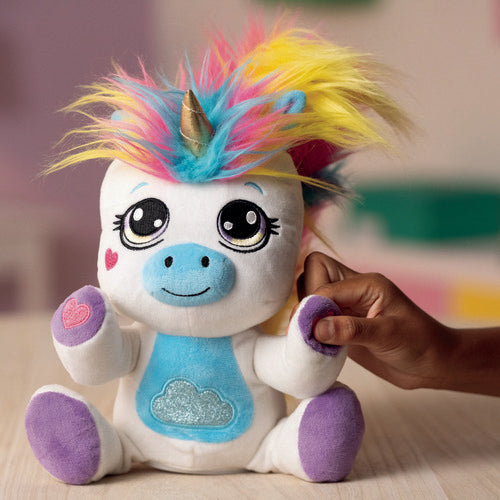 POS240165 GP FURRY TAILS LILY UNICORNO