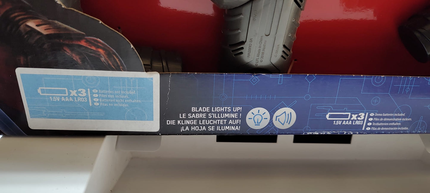 Vintage Old style Retro games Star Wars Lightsaber spin action luci e suoni 2012 Hasbro B8263