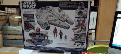Vintage Old style Retro games 2015 Star Wars Millennium Falcon Battle action B3678